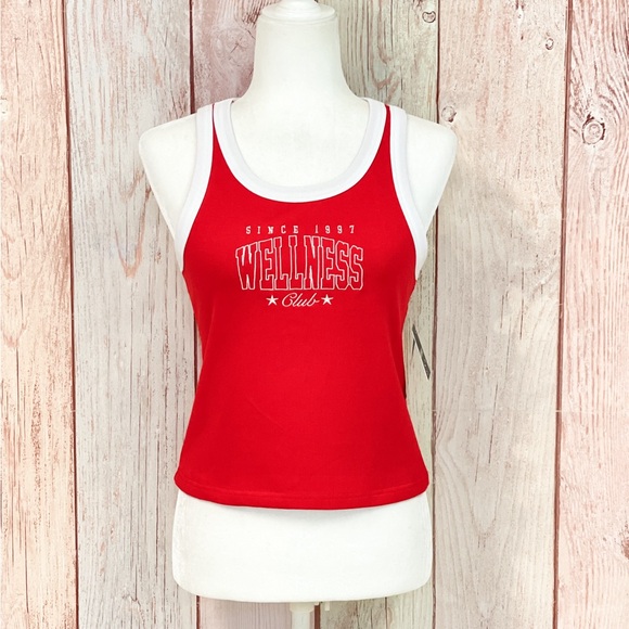 ‼️CLEARANCE SALE‼️ Women’s Red & White Ribbed Graphic Tank Top NWT Size Large - Picture 1 of 10